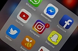 AB'den Sosyal Medya Devlerine Yalan Haber Çağrısı