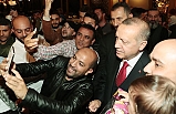 Cumhurbaşkanı Erdoğan, Florya'da Bir Kafeye Ziyarette Bulundu Vatandaşlarla Sohbet Etti