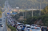 Tatilciler Bodrum'a Akın Etti! Uzun Araç Kuyrukları Oluştu