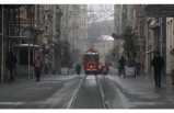 İstanbul Valisi, kar yağışı için saat vererek uyardı