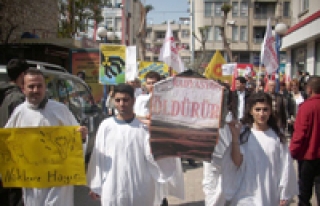 Mersin'de nükleer karşıtı yürüyüş