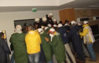  Samsun BAT işçilerine polis saldırısı