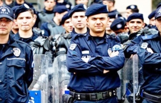 POLİS: 'LİNÇ EDECEKLER,BİZİ ÖLDÜRECEKLER'