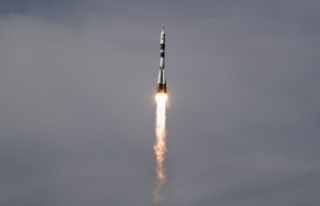 Rus uzay aracı Soyuz MS-09 uzaya fırlatıldı