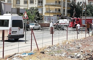 Hatay Reyhanlı'da Otomobilde Patlama: 2 Kişi...
