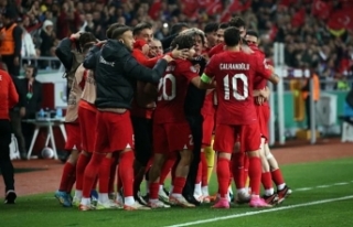 Türkiye Letonya’yı farklı yendi EURO 2024 biletini...