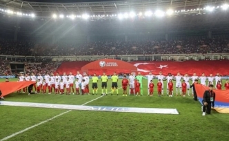 Son dakika… Türkiye EURO 2028 adaylığından çekildi! Turnuvaya İngiltere ve İrlanda ev sahipliği yapacak…