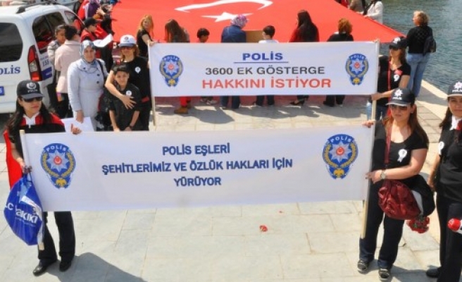 POLİSLER 3600 EK GÖSTERGE İSTEDİ 