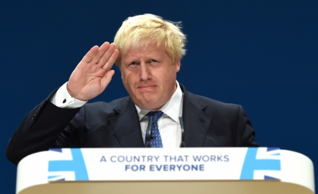 İngiltere'de Brexit Krizi: Dışişleri Bakanı Boris Johnson da İstifa Etti