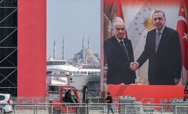Büyük İstanbul Mitingi İçin Vatandaşlar Yenikapı'da Toplanıyor