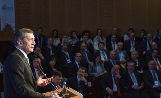 Milli Eğitim Bakanı Selçuk, Türkiye 2023 Eğitim Zirvesi'nde