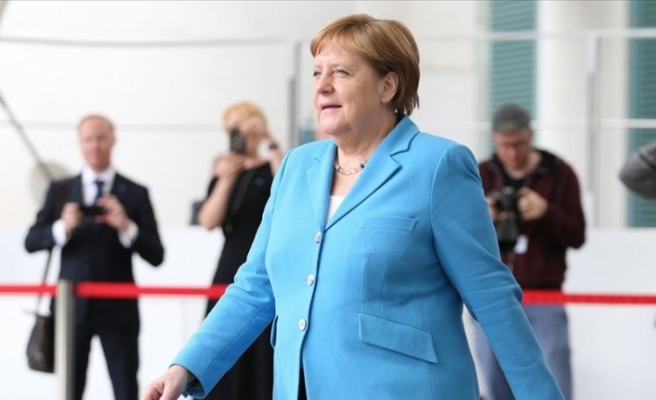 Almanya Başbakanı Angela Merkel, Sağlık Durumuna İlişkin Endişe Etmeye Gerek Yok, Ben İyiyim
