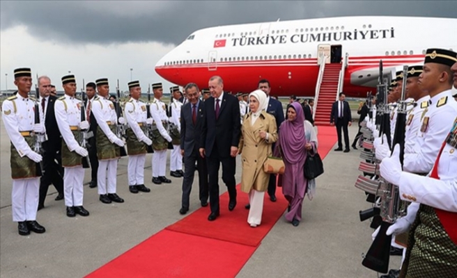Cumhurbaşkanı Erdoğan, Kuala Lumpur Zirvesi'ne Katılmak Üzere Malezya'ya Geldi