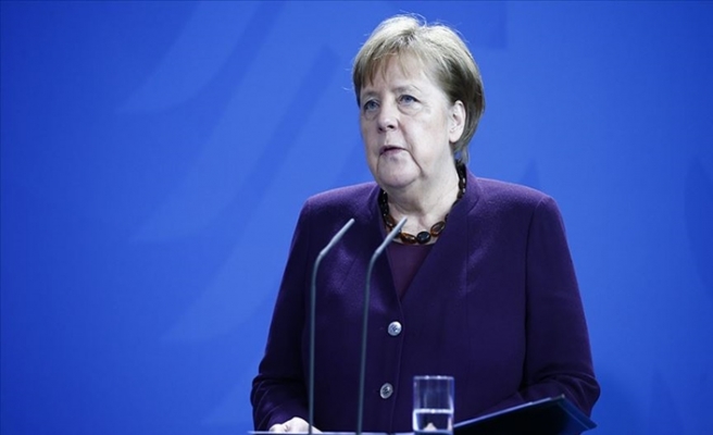 Merkel'in Üçüncü Kovid-19 Testin Sonucu Belli Oldu