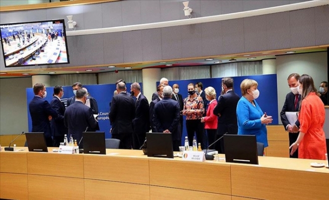 Avrupa Birliği Bütçeyi Müzakere Etmek İçin Bir Araya Geldi