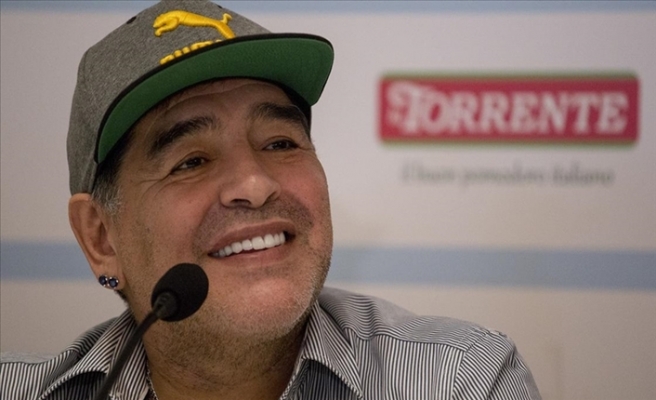 Arjantinli Efsane Futbolcu Diego Armando Maradona 60 Yaşında Hayatını Kaybetti