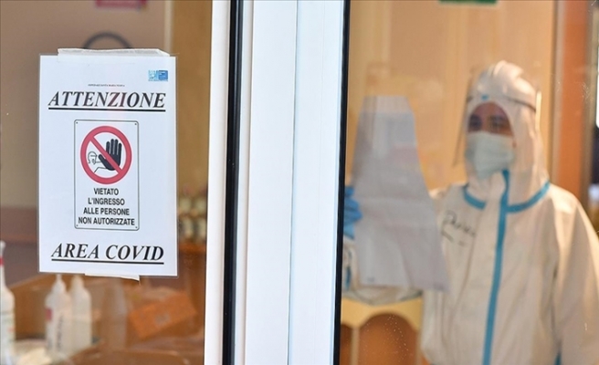 İtalya'da 24 Saatte 993 Kişi Koronavirüsten Hayatını Kaybetti