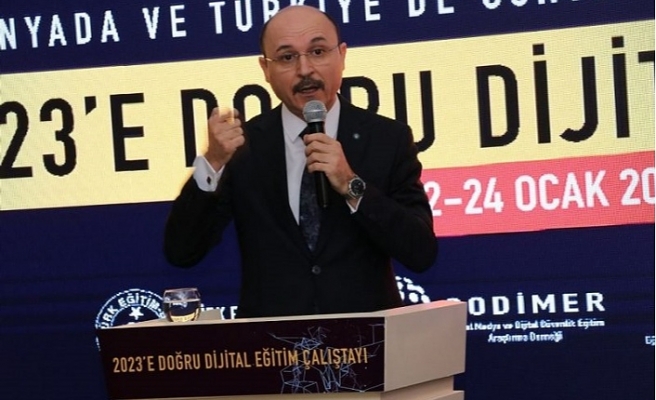 Türk Eğitim-Sen'in Düzenlediği 2023'e Doğru Dijital Eğitim Çalıştayı Başladı