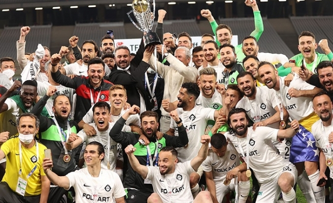 Mustafa Denizli'nin Altay'ı 18 Yıl Sonra Süper Lig'de