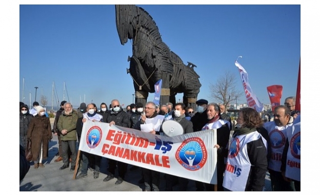 İzmir Marşı'nı Savunan Sendika Başkanına Ceza