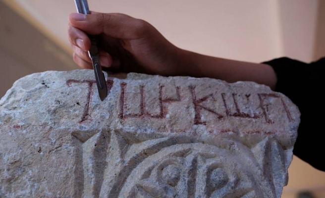 Antik kazıda 'Türk' ibaresi yer alan yazıt bulundu