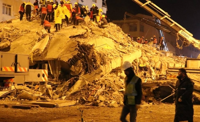 Yüz binlerce bina neden çöktü ya da hasar aldı? İnşaat Mühendisleri Odası'ndan deprem raporu