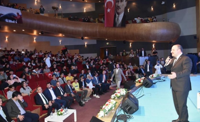 Öğrencileri “İlk oyum Erdoğan” etkinliğine götürülen veliler olayı yargıya taşıdı